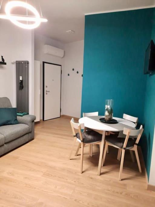 Sara's Apartament *